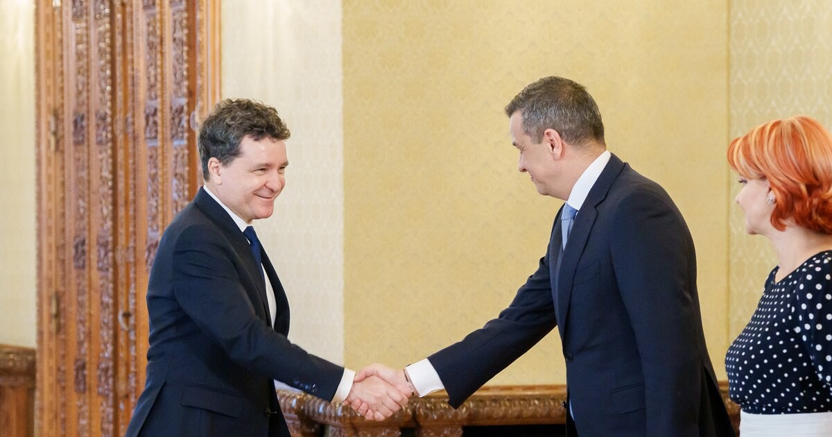 Scenariile luate în calcul după șahul dat de PNL, explicate de un analist politic: „Toate formulele sunt slabe”
