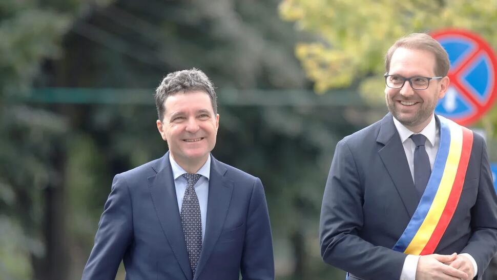 Comisia Europeană a cerut României clarificări despre „amendamentul Fritz” introdus de PSD și AUR în Legea integrității / UE vrea să știe cum poate fi retroactivă o lege