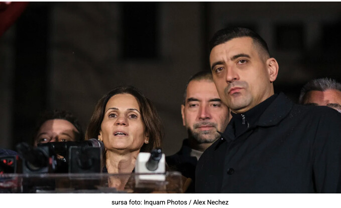 Râcă între „suveraniști”/„Eu vă zic marș”/„Doamna Anca e suveranistă până la PSD”
