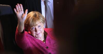 Angela Merkel: Politicienii români trebuie să facă compromisuri, nu alegeri repetate