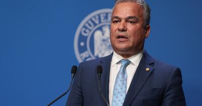 Ce urmează în PNL după ultimatumul ignorat de Veștea. Premierul desemnat anunță că „merge înainte”. Tensiunile și negocierile se intensifică
