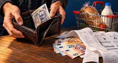 Salariul abia a venit, dar sfârșitul lunii e deja strâns: Cum își găsesc familiile românești o a doua sursă de venit?