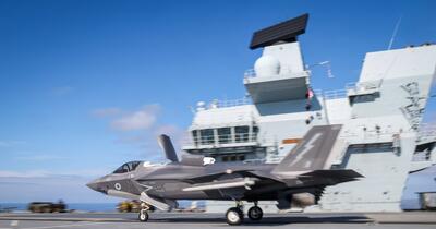 Avion rusesc a hărțuit portavion britanic în Marea Norvegiei, F-35 au intervenit