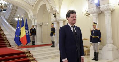 SURSE Leafa lui Nicușor Dan crește cu peste 1.000 de euro. Cât vor încasa premierul, miniștrii și parlamentarii 