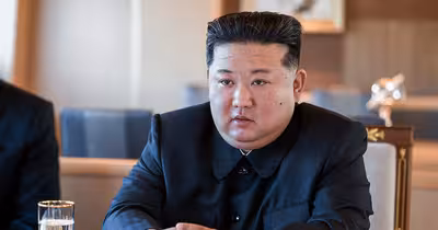 Kim Jong-un ar fi în comă la un spital din China. Cine ar putea prelua puterea