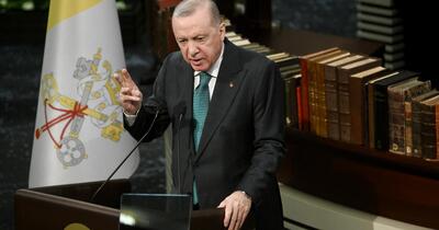 Erdogan refuză alegerea între NATO și Est: noua strategie globală a Ankarei
