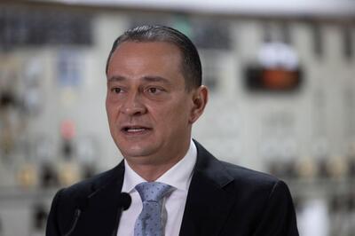 „Din venituri proprii” / Daniel Băluță, zbor de câteva zeci de mii de euro cu jet privat împreună cu familia