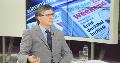 Deficitul de consilieri școlari lasă mii de elevi de la sate fără sprijin psihologic