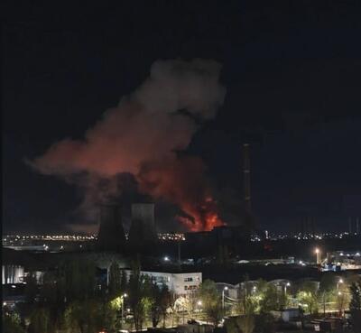 VIDEO Explozie puternică în București. Incendiu la CET Vest/Imagini din momentul deflagrației