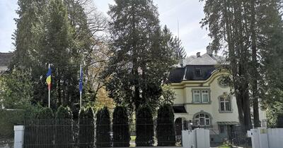 Foc pus intenționat la Ambasada României din Berna; o angajată a intervenit