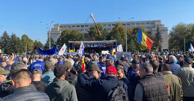 Protest masiv în Piața Victoriei: peste 10.000 de sindicaliști, așteptați în stradă