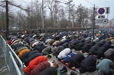 VIDEO Da, aceste imagini sunt din Sankt Petersburg și Moscova...