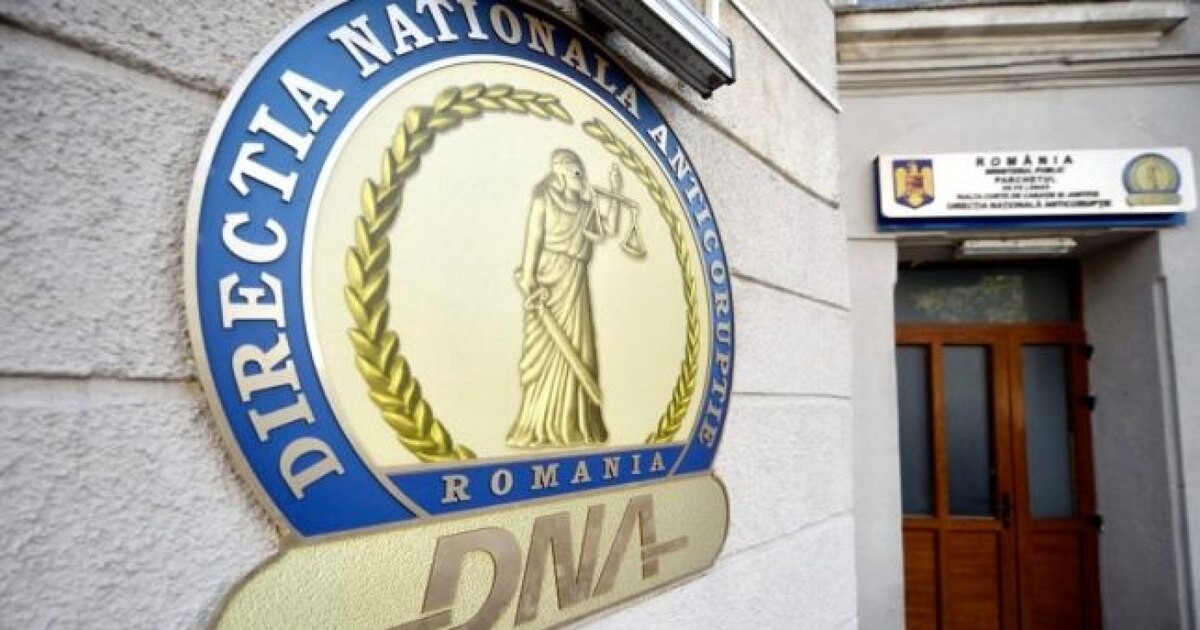 România reală, nu porcăriile de știri cumpărate pe bani grei de partide/Şef din ANPC, cercetat de DNA pentru trafic de influenţă: a primit mită de la patronul unui club din Mamaia pentru a-l scăpa de controale