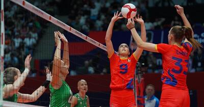 Voleibalistele României, aproape de victorie: două înfrângeri la limită cu 2-3 la Europene