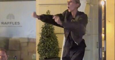Celine Dion, descătușată la Paris: a dansat desculță pe capota unei mașini