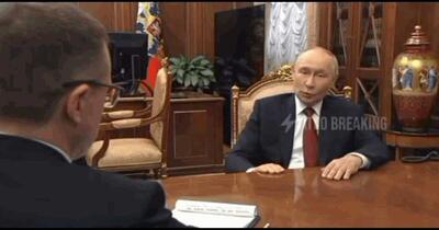 Vladimir Putin, surprins cu un prompter într-un interviu, alimentează discuții despre aparițiile sale publice regizate