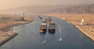 Iranienii spun că Trump a mințit că Strâmtoarea Ormuz este deschisă, iar trei nave au fost întoarse din drum