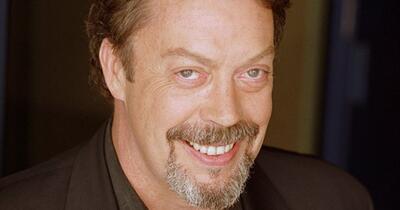 S-a stins Tim Curry, actorul iconic din „Rocky Horror Picture Show” și „It”