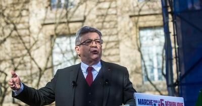 Mélenchon surprinde în sondaje: O confruntare între extreme se prefigurează la Elysee
