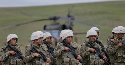 Azerbaidjanul își mobilizează trupele la granița cu Iranul, pe fondul escaladării conflictului din regiune