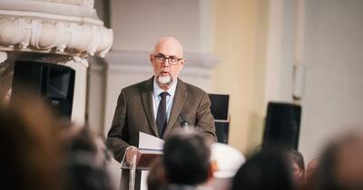 UDMR nu susține guvernul Veștea și părăsește sala la vot. Kelemen Hunor: „Este o luptă între partide, nu este despre România”