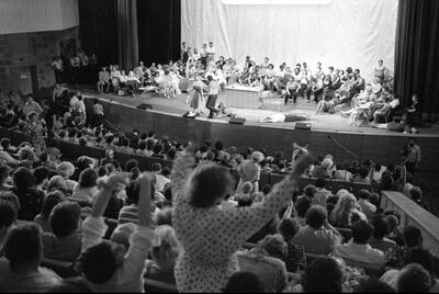 VIDEO A murit Anatoly Kashpirovsky, cel mai mare fenomen de psihoterapie televizată din fosta URSS