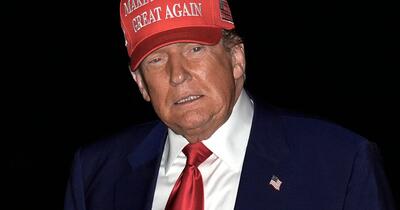 Scandal la Casa Albă: Trump, acuzat că a arătat pasagerilor dintr-un avion privat o hartă secretă a unei operațiuni militare