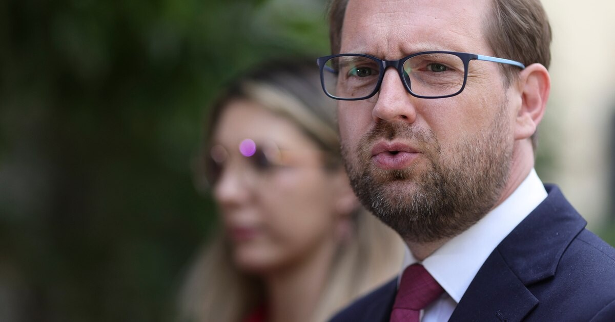 CCR validează amendamentul care îi poate lua mandatul lui Dominic Fritz; Primarul acuză „abuz brutal de putere”