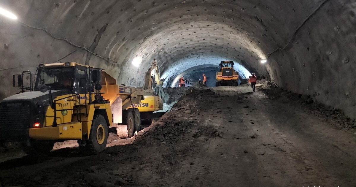 România intră în era supertunelurilor: peste 26 de kilometri săpați prin munți