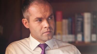  „Ale noastre par concepute pentru imprimat pe tricouri”/Daniel Funeriu a comparat manuale de ştiinţe din România, Franţa şi Germania