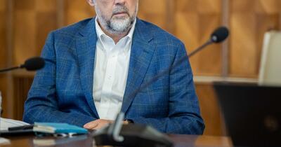 SURSE Negocieri decisive la Cotroceni. Kelemen Hunor și Nicușor Dan, discuții despre refacerea coaliției