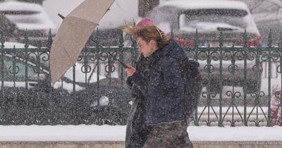 Alertă de vreme rea în România: Aproape toată țara e sub cod galben de vânt puternic. Pentru zonele muntoase s-a emis cod portocaliu de viscol