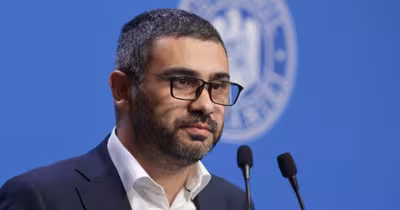 Rețeta îmbogățirii în PSD: cum a ajuns bugetarul Florin Manole de la zero la milioane de lei