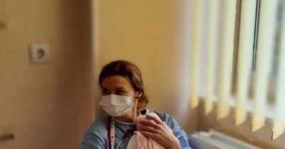 „Prima respirație este cel mai greu lucru din viață”. Medicul neonatolog care dezvăluie de ce 10% dintre noi nu am fi existat fără această știință