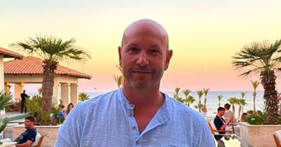 Turistul german care a dat în judecată un hotel de lux din Grecia rupe tăcerea: „La 6 dimineața toate șezlongurile erau deja ocupate”