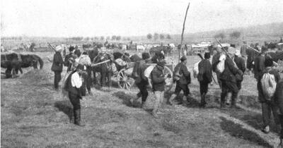 Golgota satului românesc: între analfabetism forțat, răscoale sângeroase și amarul alcoolului