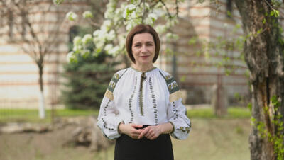 „Aveți coroana” / Deputații din primul Parlament de peste Prut i-au cerut Maiei Sandu să facă unirea cu România