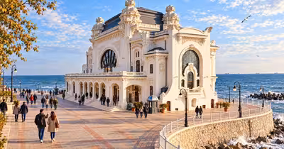 Cazinoul din Constanța și-a recăpătat gloria, însă fără ruletă