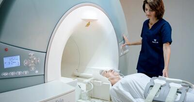 Tot ce trebuie să știi înainte de un RMN: contraindicații, riscuri și recomandări