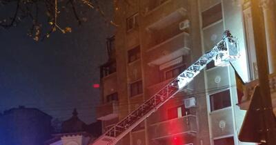 Explozie în blocul în care locuiesc fostul premier Nicolae Văcăroiu și un vicepreședinte la Agenția Națională pentru Sport. Care ar fi cauza incidentului