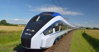 Noul tren PESA, testat în condiții extreme pe ruta București-Constanța: fără aer condiționat, fără asigurare