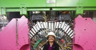 Povestea româncei care testează limitele mecanicii cuantice la 1.400 de metri sub munte