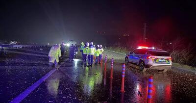 Un avion militar F‑16 al Forțelor Aeriene Turce s‑a prăbușit lângă autostrada Istanbul–Izmir: pilotul a murit