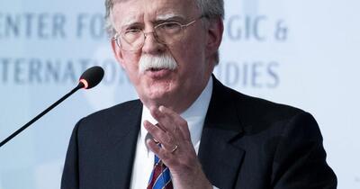 John Bolton avertizează: declarațiile lui Trump despre Putin sabotează pacea