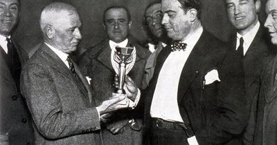 Povestea incredibilă a primei Cupe Mondiale din 1930: o finală cu două mingi și un trofeu dispărut. Europenii au boicotat turneul final