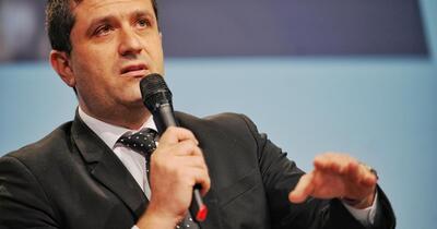 Ministrul Apărării sesizează DNA după neregulile la CSA Steaua: „La clubul sportiv avem mai mulţi colonei decât la Diviziile de Infanterie”