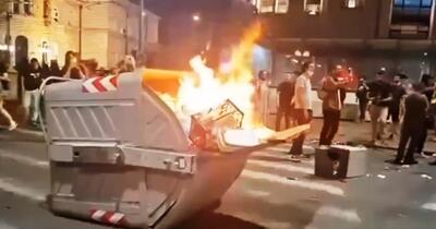 Proteste violente în Serbia. Manifestanții s-au ciocnit cu poliția în mijlocul unui miting antiguvernamental de amploare la Belgrad