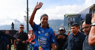 Ronaldinho intră în joc: Plan de milioane pentru a salva AS Monaco de la retrogradare