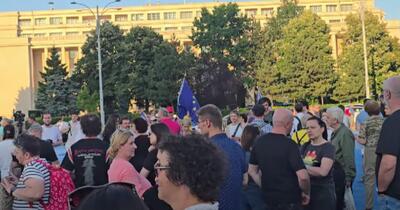 „România e sub asediu!”. Mai multe organizații civice protestează în Piața Victoriei față de recente decizii din Justiție