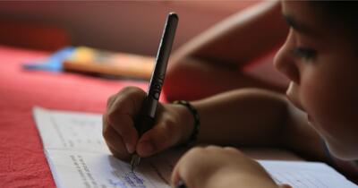 Creștere alarmantă a abandonului școlar. România, avertizată de Comisia Europeană. Profesorii dau vina pe măsurile Guvernului Bolojan